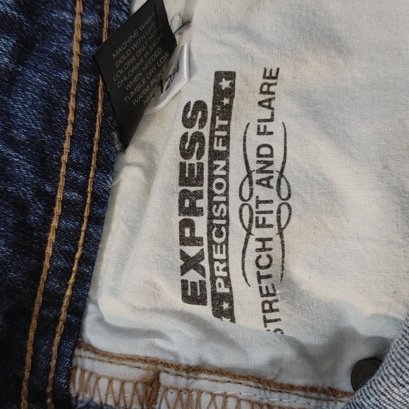 Express Precision Fit blue jeans 5/6 S - Picture 9 of 10